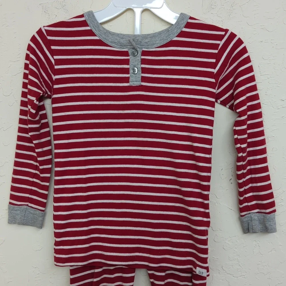 GAP Kids Red and Gray Striped Long Sleeve Henley Top and Pants Pajama Set Size 4